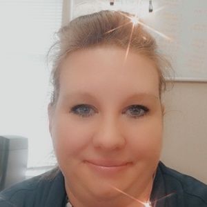 Meet your Posher, Demetra